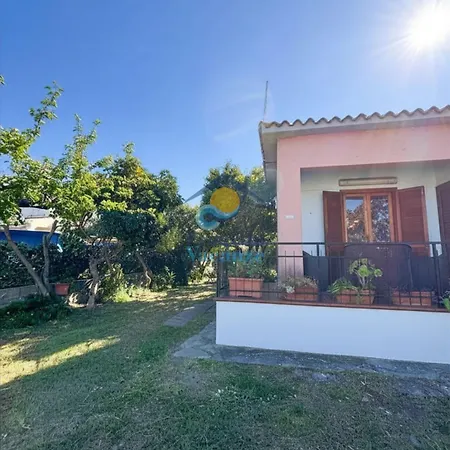 Holiday home Sardegna 20 *